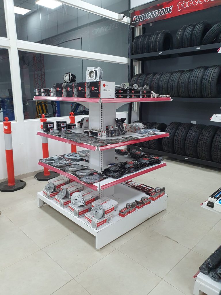 Obras de equipamiento comercial